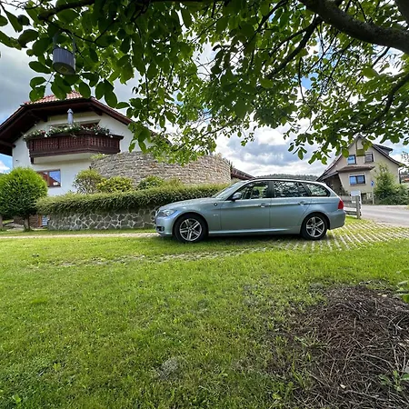 Apartamento Hallenburgblick